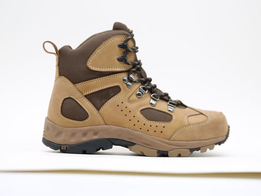 Ridgeline Safety Hiker — Sandstone